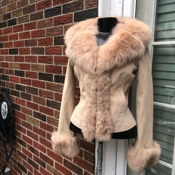 Real Fox Fur Suede Jacket. - Picture 2 of 8